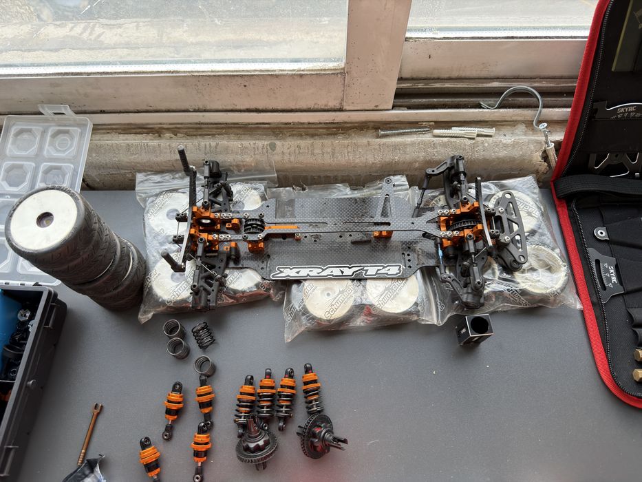 Xray T4 Mid Motor с много части