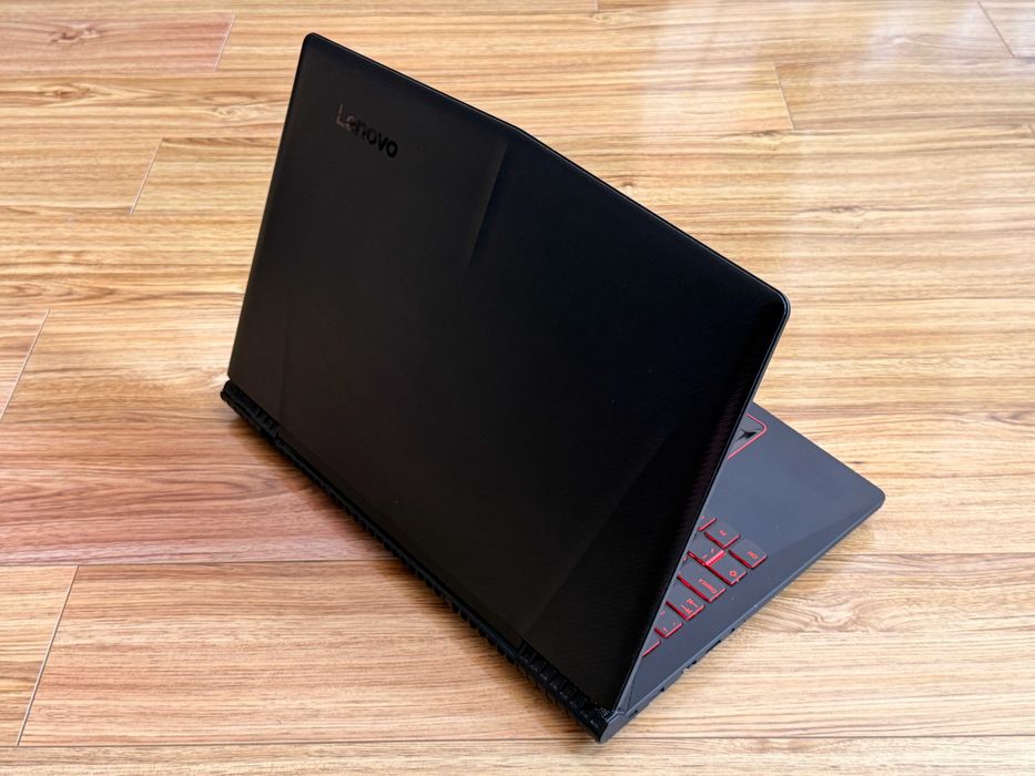 Lenovo Legion Y520`Core i7-7700HQ/GTX 1050Ti/12GB RAM/256GB SSD+1TB HDD/Full HD IPS