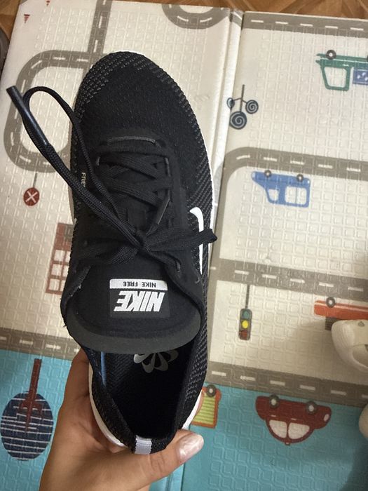 Кроссовки adidas