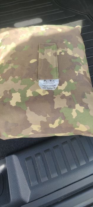 Costum ploaie combat