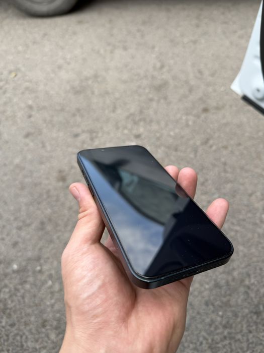 Продам или Обменяю iPhone 13 (Айфон 13)