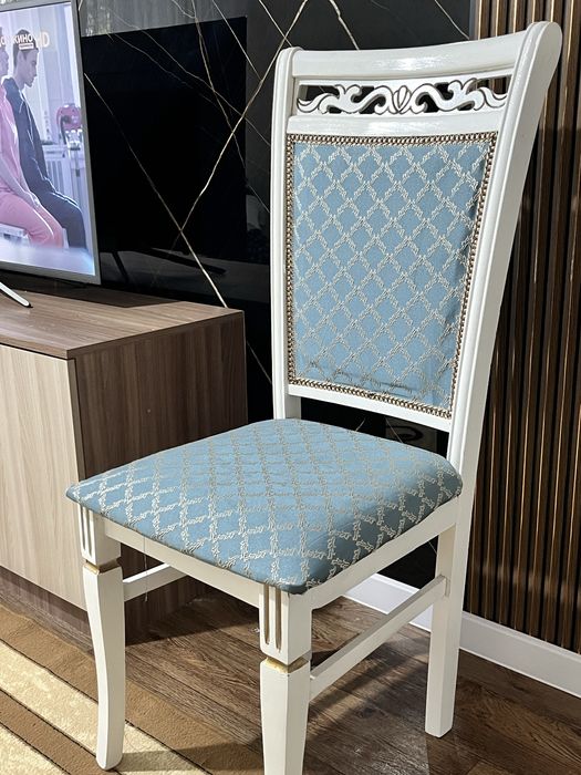 Стулья  для гостиной