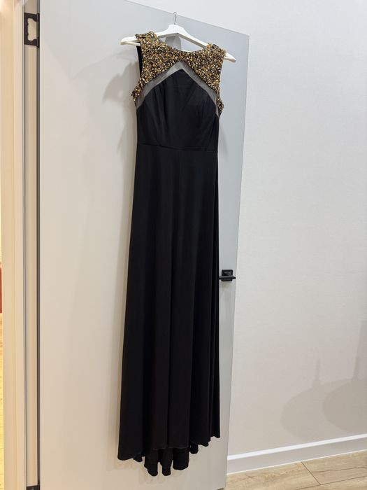 платье на мероприятие