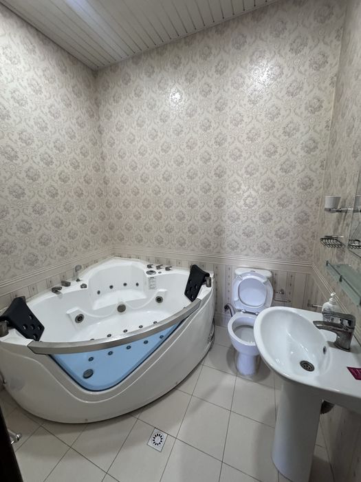 Rakat mahalladan 3.3 sotixli uchastka ijaraga beriladi