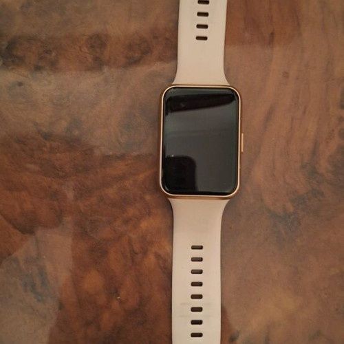 Часовник Huawei Watch Fit 2