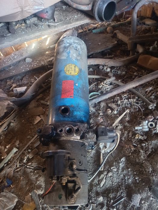 Pompa basculare electrică de 3.5 tone