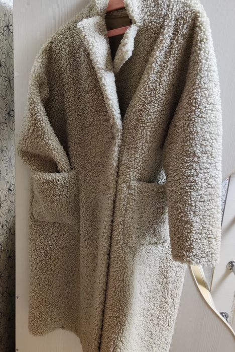 Шубка в отличном состоянии.