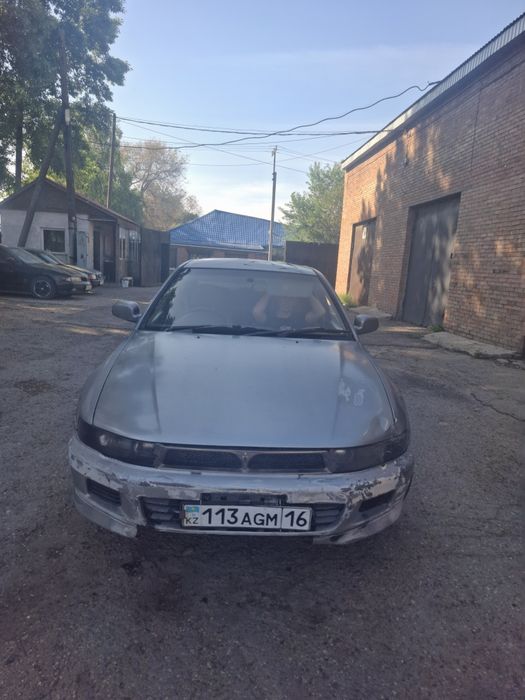 Продам Mitsubishi Galant 8