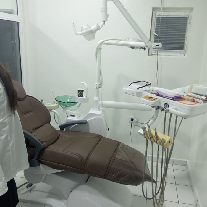 Продается стоматология квартал 6 Юнус Абад угловой