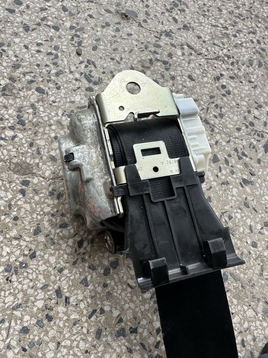 Audi Q3 заден десен колан