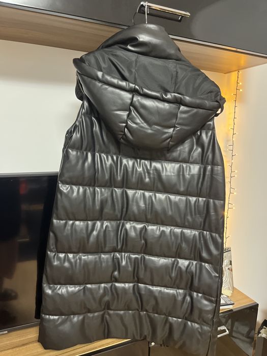 Vesta lungă si groasă pentru femei , nouă cu eticheta , marimea L ,