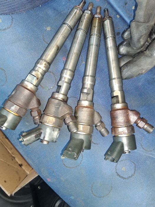 Дюзи,дюза hyundai santa fe 2,0 crdi 2004г