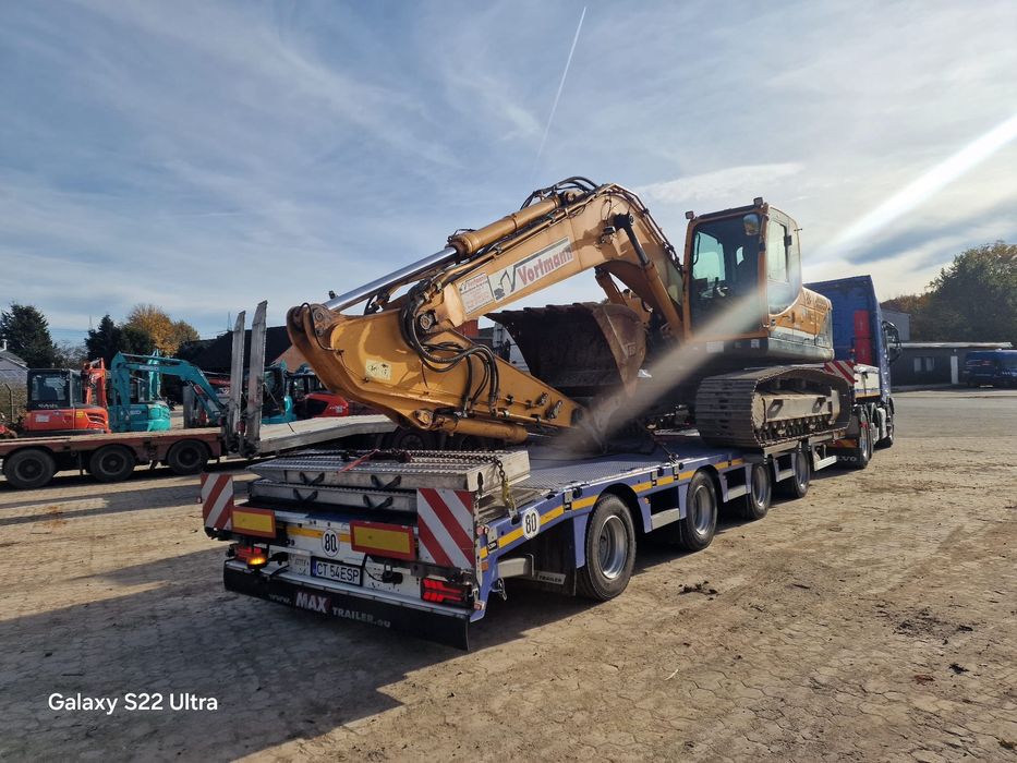 Excavator Hyundai Robex 220