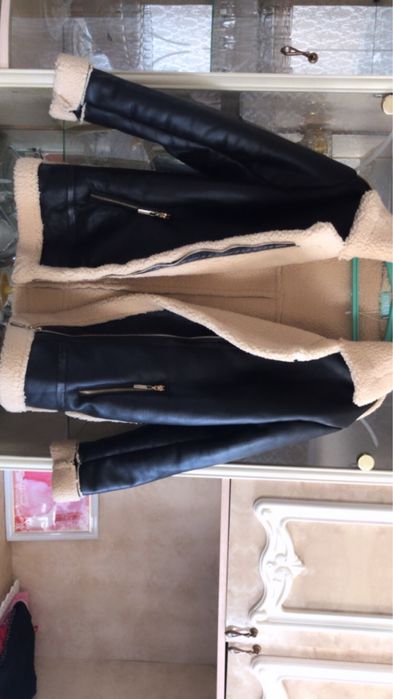 Куртка кожанный новый