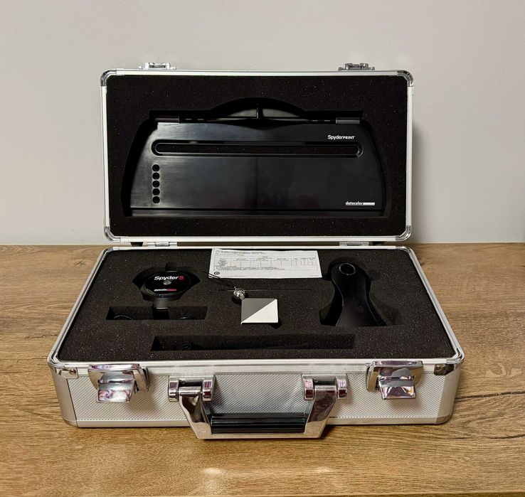 Calibrator monitor + imprimanta