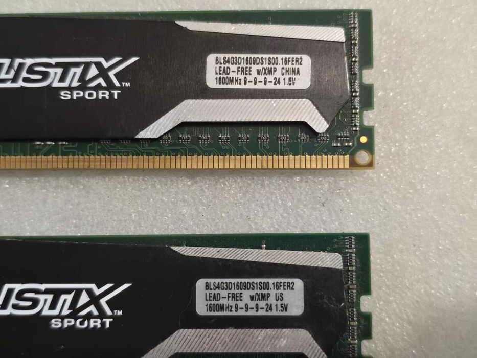 Kit memorie RAM Ballistix Sport 8GB (2 x 4GB) DDR3 1600 (PC3 12800)