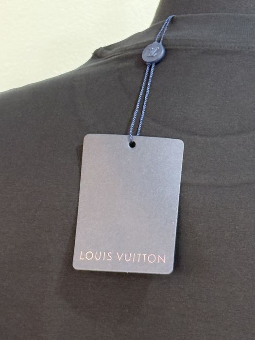 Tricou Louis Vuitton negru, cu imprimeu grafic