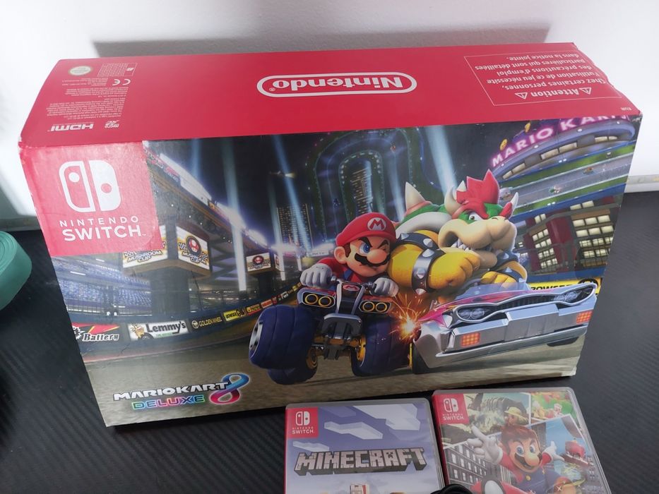 Consola Nintendo Switch Full Box + 2 Jocuri (Mario Odyssey, Minecraft) Stare Impecabilai