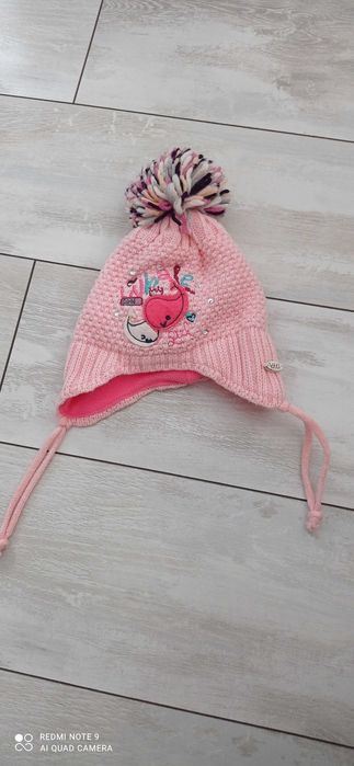 Бебешки    шапки