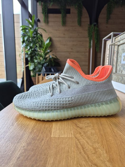 Adidas Yeezy Boost V2