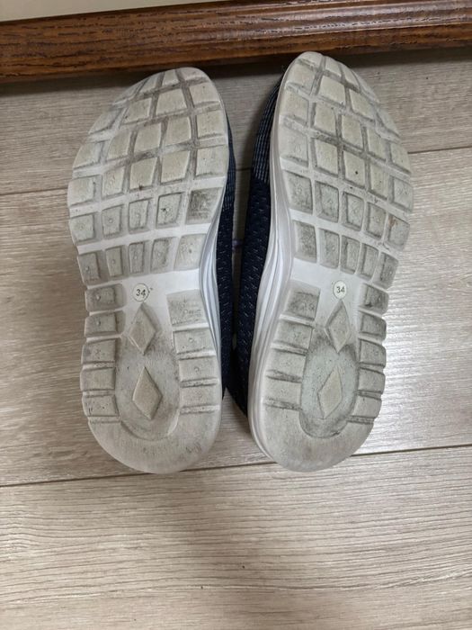 Кроссовки найк продам