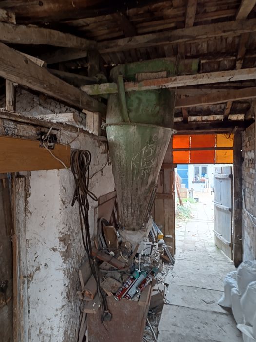 Продавам фуражомелка