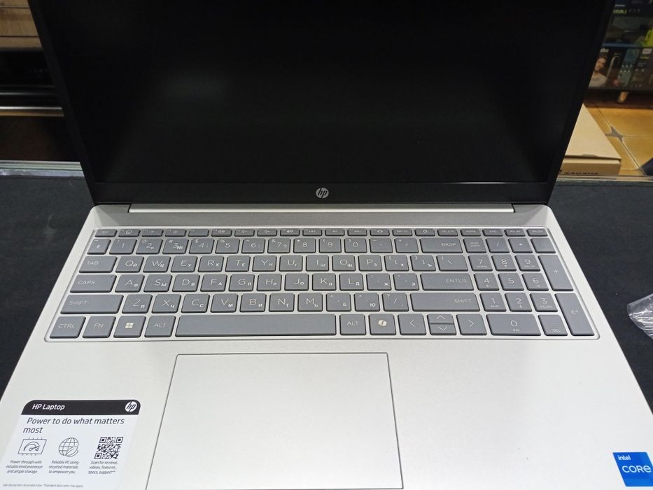HP Laptop 15-FD0250WM i5-1334U/8/512/15.6" HD/W11/Silver