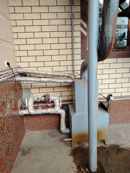 Katyol o'tinli universal sotiladi