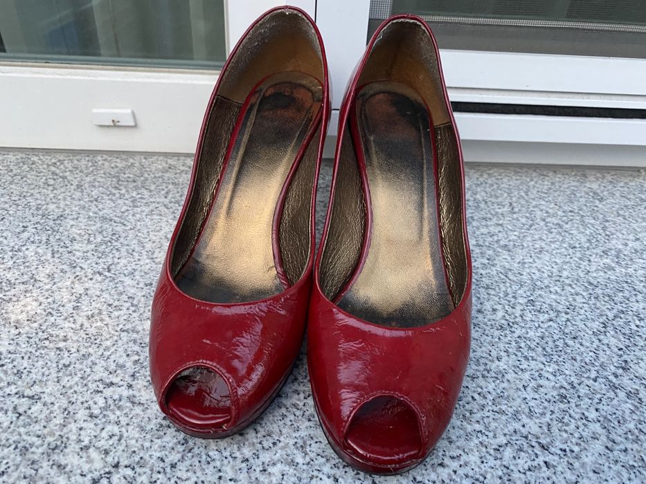 Елегантни обувки размер 38