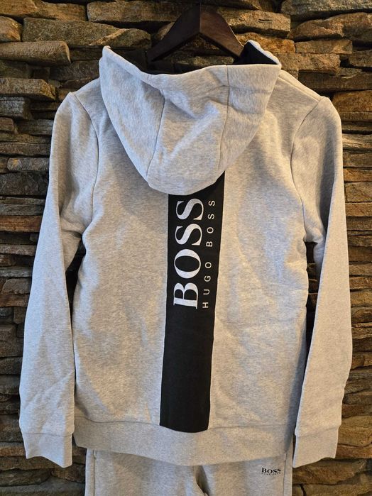 Детски анцунг BOSS / 13-14 г./ Нов/ 100 % Оригинален
