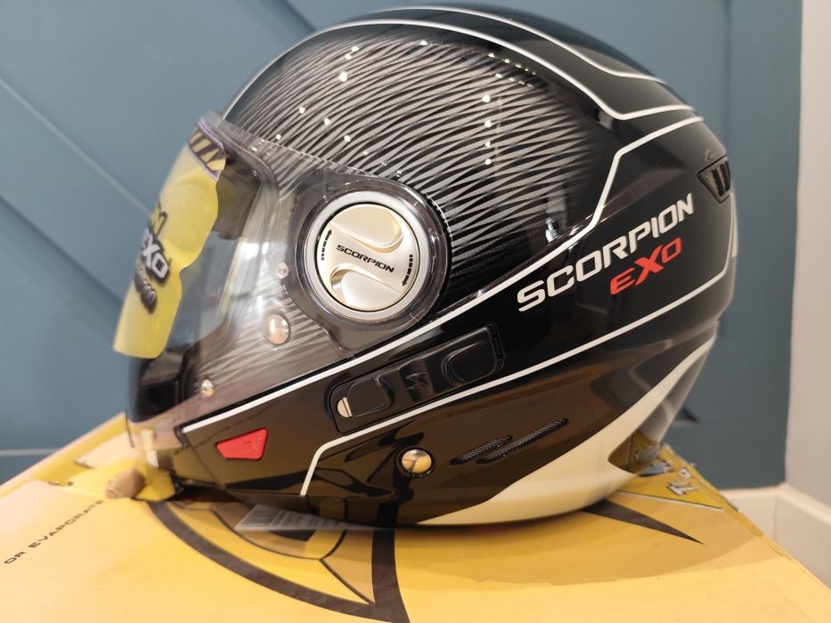 НОВА Каска за мотор Scorpion exo 300 xs