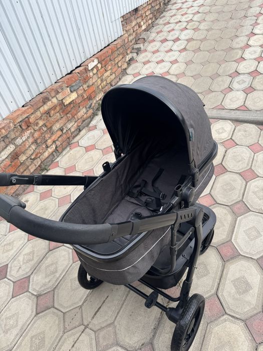 Продам коляски бу