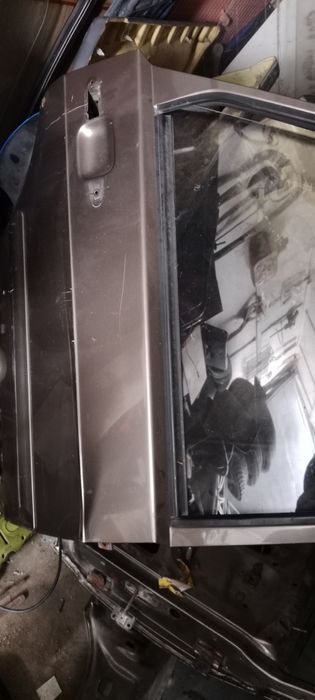 Машина 2000г выпуска