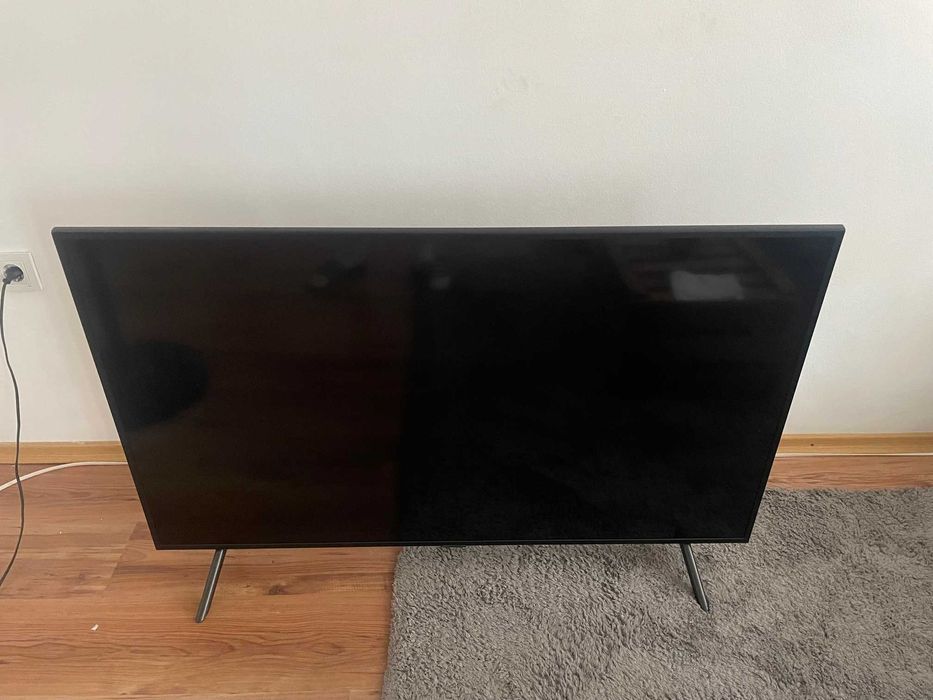 Samsung телевизор 50"
