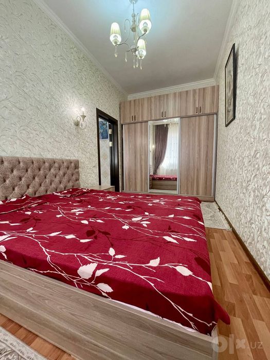 Юнусабад, метро Туркестан квартира продается 2 ком