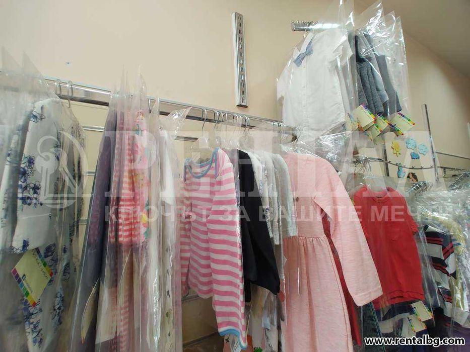 Дава се под наем Магазин в Пловдив, Кършияка - 25 кв.м за 178.5 € - Снимка #4