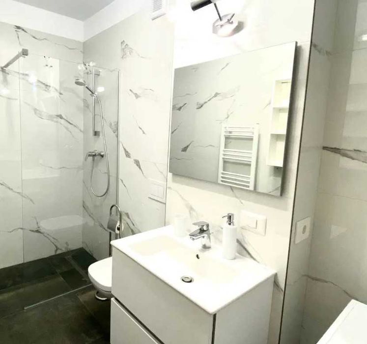 Дава се под наем Тристаен апартамент в Пловдив, Западен - 88 кв.м за 357 € - Снимка #1