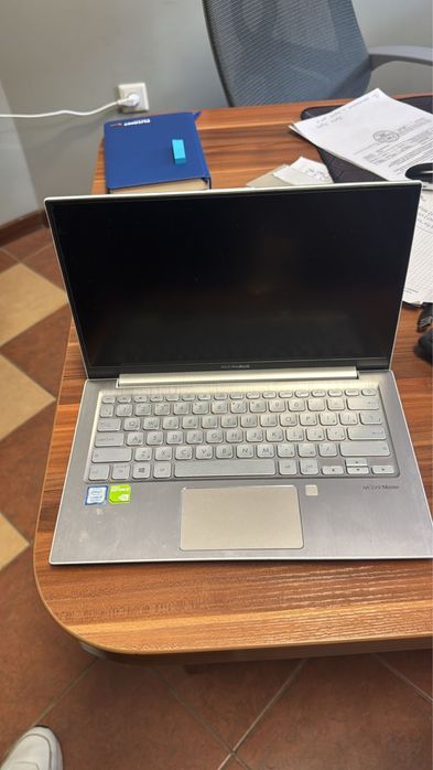 Продаю наутбук асус