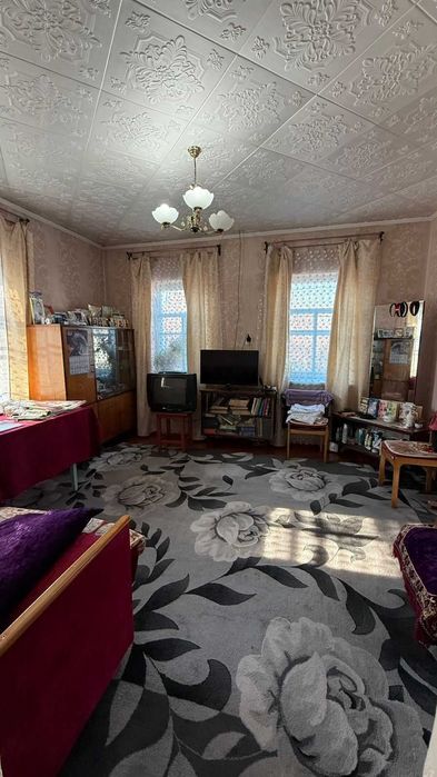 Продается  дом в центре (не Ключи)