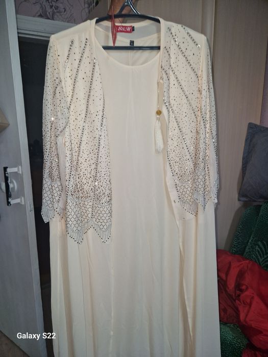 Платья двоики с камнями