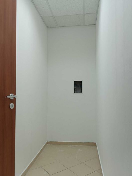 Дава се под наем Офис в София, Студентски град - 40 кв.м за 357 € - Снимка #5