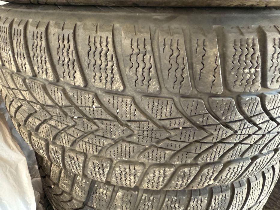 Jante/Anvelope Dunlop 225/50/17 Bmw X1 iarna