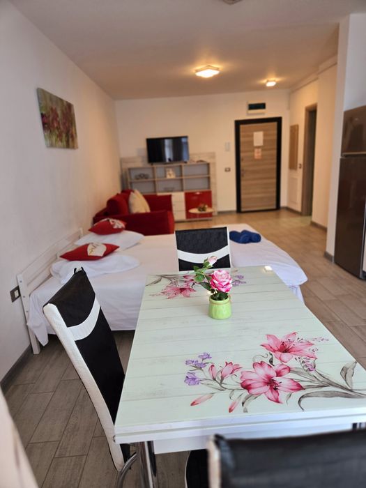 Cazare Apartament / Garsoniera Regim hotelier Constanta Mamaia Navodar