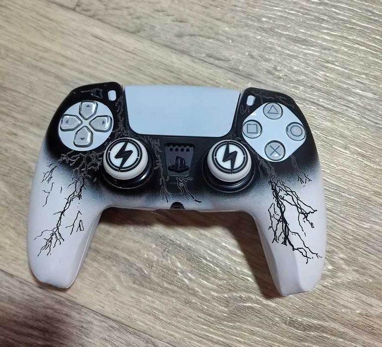 продам оригинальный джойстик PS5