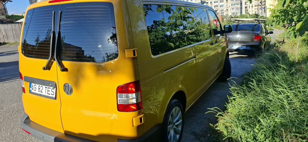 VOLKSWAGEN Transporter 2013 — imagine 3