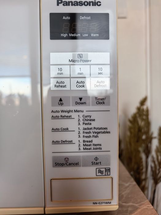 Микровълнова фурна Panasonic