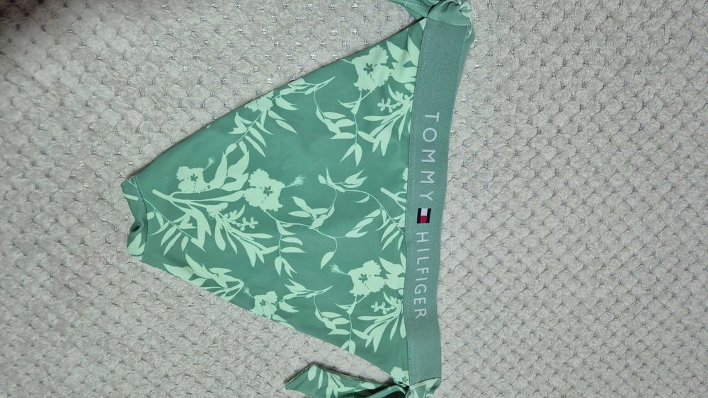 Оригинално долнище на бански Tommy Hilfiger