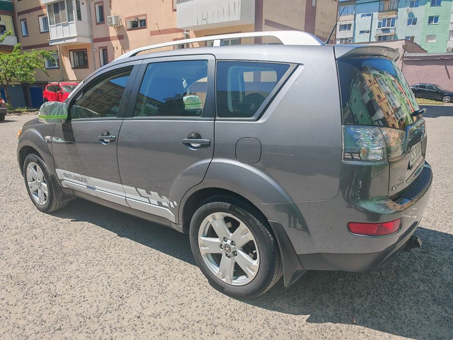 Mitsubishi outlander