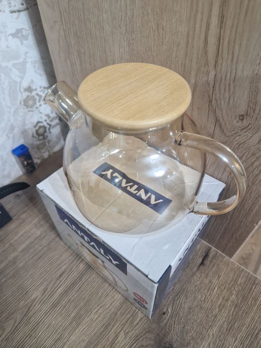 Стеклянный чайник