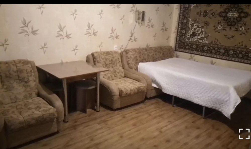 Сдается однокомнатная квартира на земле. Кл. Саракульская, 350